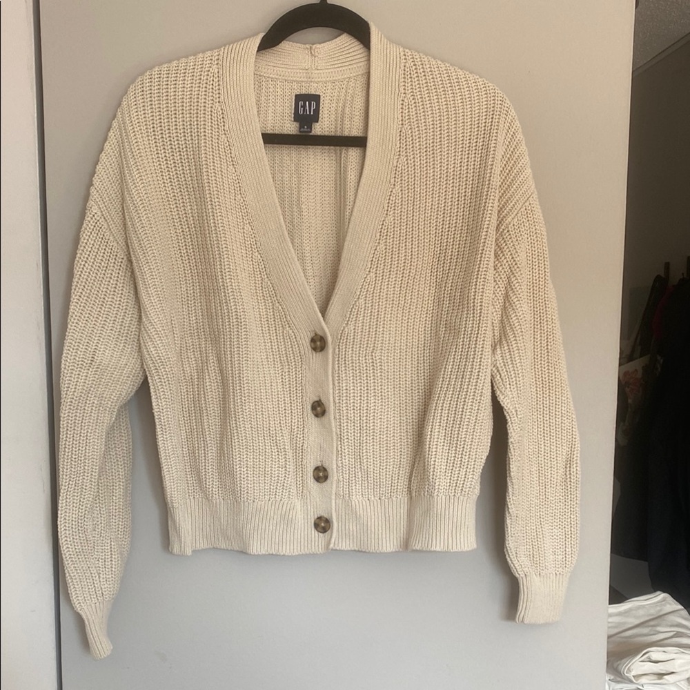 GAP Women's Cream Cardigan Sweater